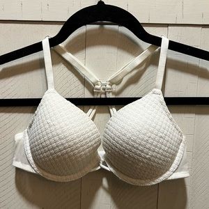 Xhilaration | Ivory Lace Overlay T-Shirt Bra